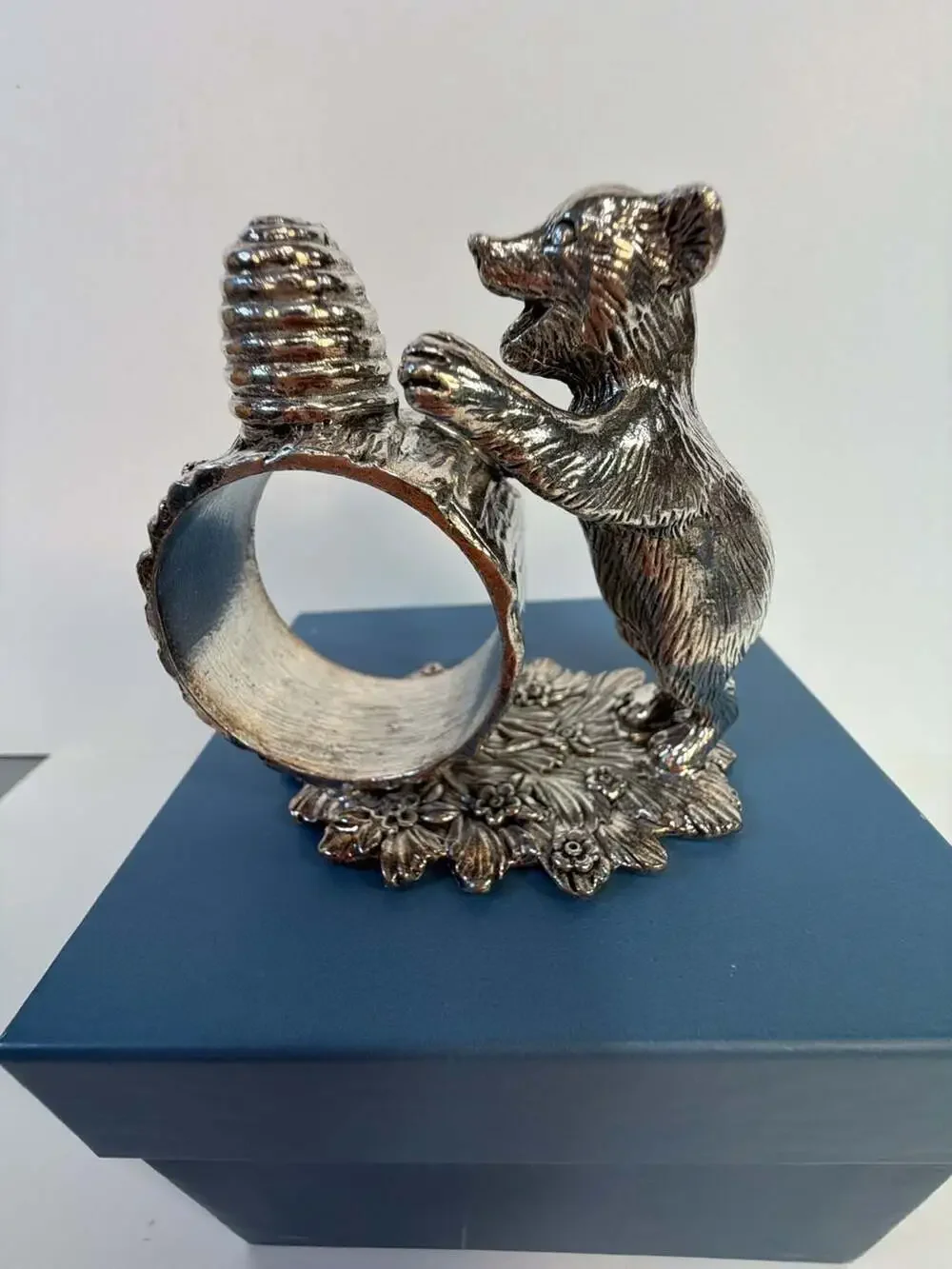 Reed & Barton The 1824 Collection Bear Napkin Ring 1827